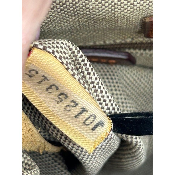 Dooney & Bourke Florentine VTG Satchel Med Camel Tear Drop Crossbody Rare Classy - Picture 10 of 12